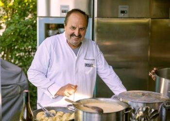 bucatarul-celebru-critica-snitelul-de-la-cabanele-de-schi