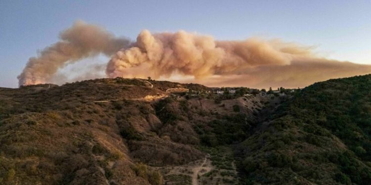 dezastrele-naturale-au-provocat-pierderi-la-nivel-mondial-de-aproape-200-de-miliarde-de-dolari-in-2025.