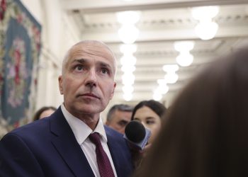 ultima-ora:-teza-de-doctorat-a-ministrului-radu-marinescu-va-fi-verificata-de-universitatea-unde-si-a-obtinut-o-–-hotnews.ro