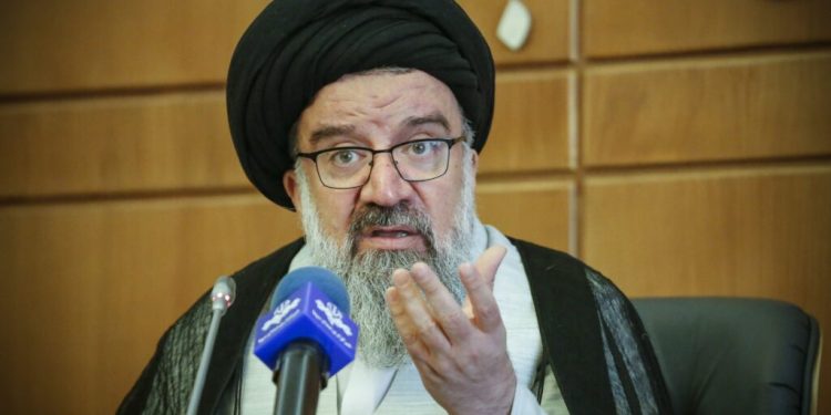 in-timp-ce-protestele-din-iran-par-sa-se-stinga,-un-cleric-radical-cere-executii-si-il-ameninta-pe-trump