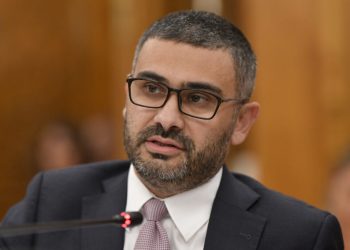 manole:-salariile-si-pensiile-raman-inghetate-in-2026