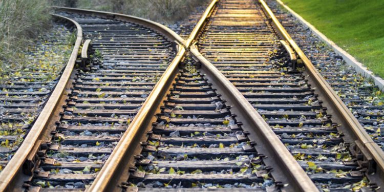 doua-trenuri-de-mare-viteza-au-deraiat-in-spania.-cel-putin-doua-persoane-au-murit