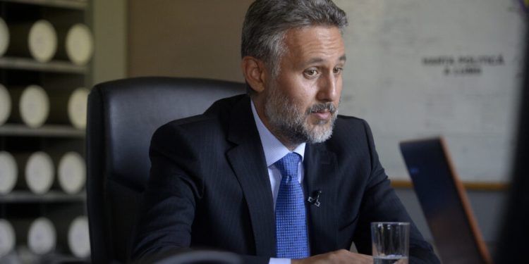 lazurca:-presedintele-dan-vrea-sa-spuna:-baieti,-opriti-va,-fiindca-ne-facem-rau-unul-altuia”