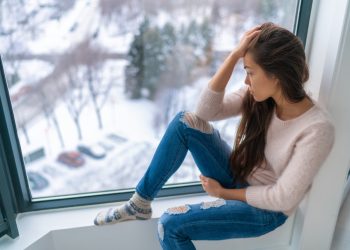 cum-a-aparut-blue-monday-cea-mai-trista-zi-din-an-–-si-ce-spune-stiinta-despre-acest-concept-psihoterapeut-lidia-rusu:-depresia-nu-functioneaza-dupa-calendar-simptomele-tulburarii-afective-sezoniere,-insa,-sunt-reale-–-hotnews.ro