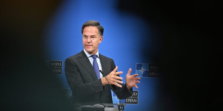 nato-isi-consolideaza-cooperarea-cu-danemarca-si-groenlanda-pentru-securitatea-arctica