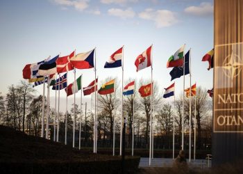 un-fost-ministru-de-externe-al-romaniei-face-o-comparatie-surprinzatoare-intre-nato-si-tratatul-de-la-varsovia-–-hotnews.ro