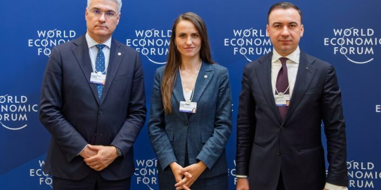 mae:-o-agenda-plina-pentru-ministrii-romani-prezenti-la-davos