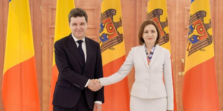 nicusor-dan,-despre-unirea-un-r.-moldova:-in-momentul-in-care-o-majoritate-in-republica-moldova-va-dori-asta,-pentru-moment,-nu-suntem-acolo