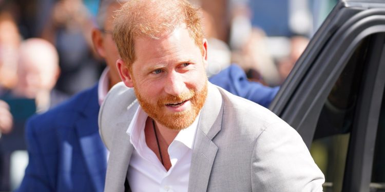 printul-harry,-mesaj-dupa-ce-trump-a-minimalizat-rolul-aliatilor-in-afganistan:-aceste-sacrificii-merita-discutate-cu-onestitate-si-respect-–-hotnews.ro