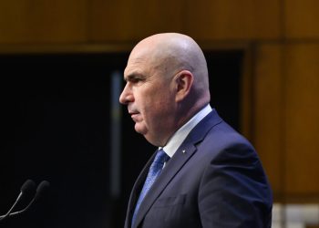 ilie-bolojan-respinge-acuzatiile-liei-olguta-vasilescu:-problemele-de-la-craiova-sunt-rezultatul-unor-decizii-vechi-si-al-lipsei-de-investitii