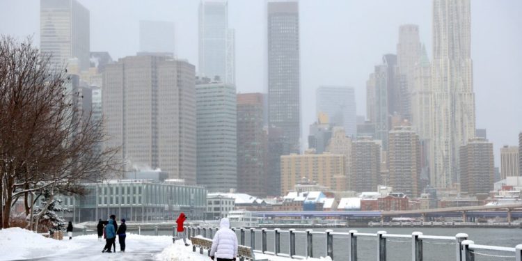 vreme-extrema-in-sua:-ninsoare-abundenta-si-inghet-in-aproape-toata-tara