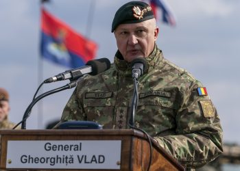 seful-armatei-anunta-ca-in-romania-urmeaza-sa-fie-dislocat-un-detasament-de-soldati-americani-dotati-cu-tancurile-abrahms-–-hotnews.ro