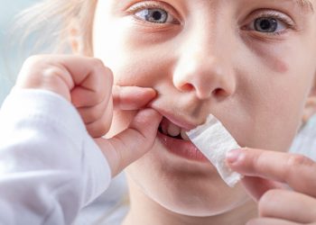 pliculetele-cu-nicotina,-un-trend-in-crestere-si-in-romania-printre-adolescenti.-ce-riscuri-au-pentru-sanatatea-lor