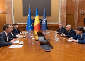 bolojan-si-nazare-s-au-intalnit-cu-cea-mai-mare-agentie-de-rating-din-lume.-ce-au-discutat-despre-reforma-administrativa