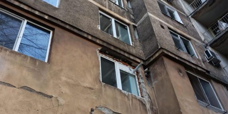 toti-proprietarii-de-locuinte-din-romania-trebuie-sa-faca-rost-de-acest-document,-fara-de-care-nu-pot-vinde-sau-inchiria-o-casa.-de-unde-se-obtine