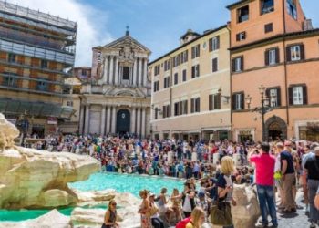 vacanta-printre-milioane-de-turisti:-top-cinci-cele-mai-aglomerate-orase-din-europa