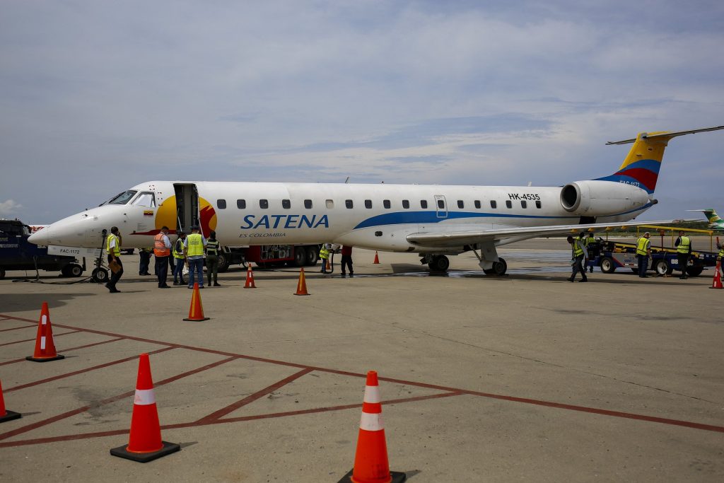 avion-prabusit-intr-o-regiune-montana-cunoscuta-pentru-plantatiile-de-coca-15-oameni,-printre-care-si-un-politician,-au-murit-–-hotnews.ro