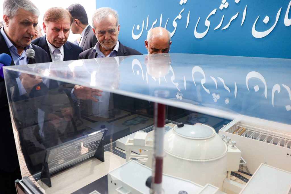 rusia-spune-ca-e-pregatita-sa-isi-evacueze-personalul-de-la-centrala-nucleara-bushehr-din-iran:-tinem-degetul-pe-puls-–-hotnews.ro