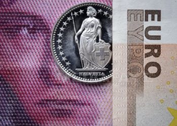 turbulente-financiare-cea-mai-solida-moneda-de-pe-terra-ajunge-la-un-maxim-istoric-fata-de-dolar.-care-sunt-consecintele