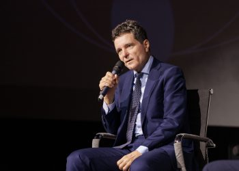 nicusor-dan:-exista-o-stare-de-tensiune-in-societate,-multe-nemultumiri-acumulate-a-scazut-puterea-de-cumparare-/-ce-spune-despre-riscul-cresterilor-de-taxe-–-hotnews.ro