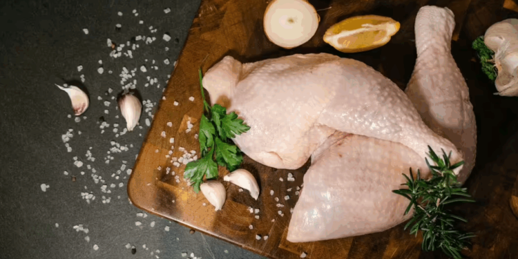 cum-prepari-puiul-perfect-cinci-bucatari-celebri,-cu-cinci-retete-si-un-singur-secret.-ingredientul-la-care-nu-te-i-fi-gandit