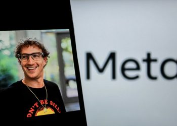 zuckerberg-trimite-o-unda-de-soc-dezvaluie-ca-un-angajat,-cu-ajutorul-ai,-poate-face-cat-o-echipa-intreaga.-gigantul-regandeste-strategia-de-angajari