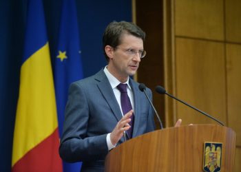 purtatorul-de-cuvant-al-bnr-spune-ca-guvernul-nu-trebuie-sa-mai-introduca-taxe-noi,-masurile-actuale-sunt-suficiente-pentru-reducerea-deficitului