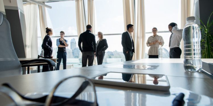 weekenduri-libere-conditionate-de-nivelul-studiilor?-un-candidat-din-china-umilit-pentru-ca-are-doar-licenta