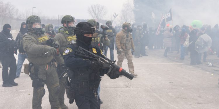 proteste-la-milano-fata-de-prezenta-agentilor-ice-la-jocurile-olimpice-de-iarna