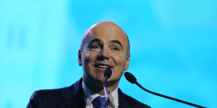 rares-bogdan:-cine-crede-ca-astazi-trebuie-schimbat-ilie-bolojan-greseste