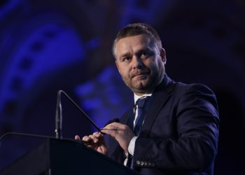 planul-lui-ciprian-ciucu-pentru-stb-dupa-ce-majorarea-tarifelor-a-fost-respinsa:-ca-sa-stim-cu-totii-ce-se-intampla-in-cutia-neagra-–-hotnews.ro