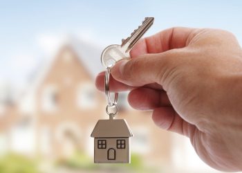 piata-imobiliara-din-romania-a-intrat-in-noul-an-cu-stangul.-cifrele-publicate-de-ancpi-confirma-ca-volumul-de-tranzactii-a-scazut-drastic