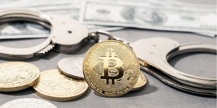 bitcoin-a-scazut-sub-pragul-de-70.000-de-dolari-pentru-prima-data-din-2024