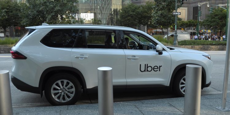 uber,-obligata-sa-plateasca-8,5-milioane-de-dolari,-intr-un-proces-in-care-o-femeie-a-acuzat-un-sofer-ca-a-oprit-masina-si-a-violat-o-–-hotnews.ro