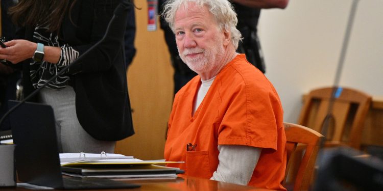 timothy-busfield,-pus-oficial-sub-acuzare-pentru-abuzuri-sexuale-asupra-unor-gemeni-cazul-actorului-din-populara-serie-the-west-wing-–-hotnews.ro