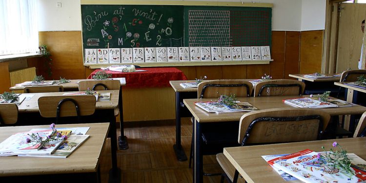 ministerul-educatiei-a-lansat-in-consultare-calendarul-inscrierii-in-clasa-pregatitoare-pentru-anul-scolar-2026-2027