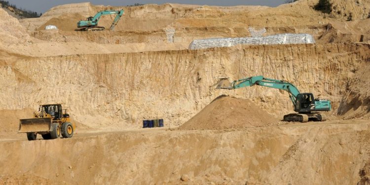 2026-ar-putea-fi-inceputul-unui-nou-razboi-pentru-resurse.-ce-minereuri-au-ajuns-esentiale-pentru-industriile-marilor-puteri