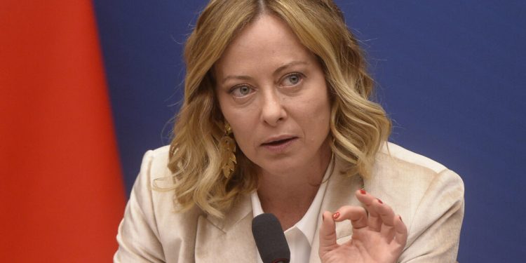 giorgia-meloni:-cei-care-protesteaza-fata-de-jocurile-olimpice-sunt-dusmani-ai-italiei