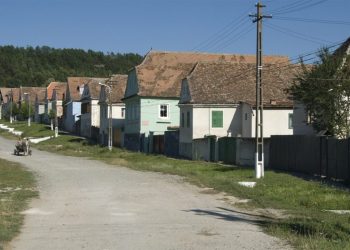 localitatea-din-romania-in-care-o-casa-costa-doar-7000-acum,-in-februarie-2026.-se-vinde-cu-teren-de-322-mp