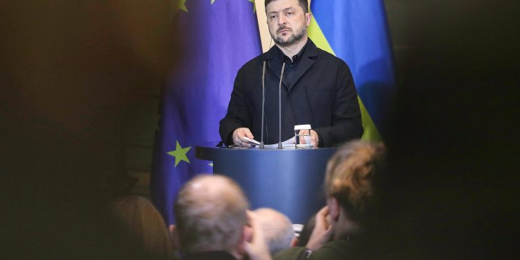 un-nou-pariu-al-kievului-in-plin-razboi-zelenski-muta-industria-de-armament-in-europa-–-hotnews.ro