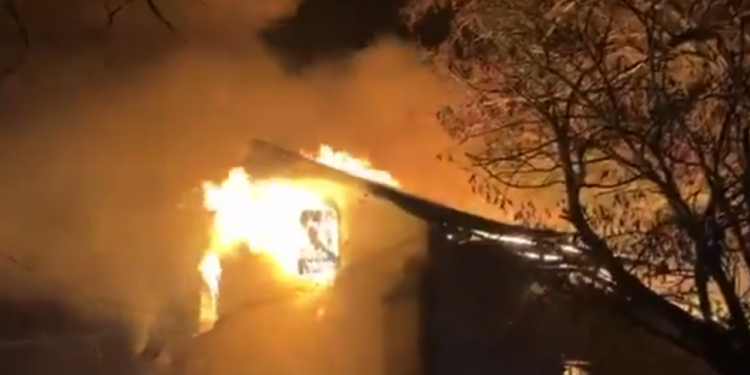 atac-rusesc-asupra-unei-cladiri-rezidentiale-si-a-unei-conducte-de-gaz-in-odesa.-explozii-auzite-in-kiev