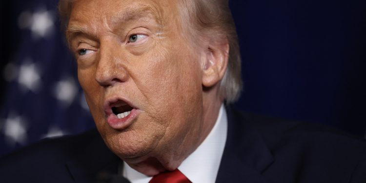 sportiv-american-de-la-jocurile-olimpice,-criticat-de-donald-trump-declaratiile-care-au-starnit-furia-presedintelui-american-–-hotnews.ro