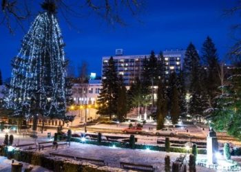 cat-costa-o-vacanta-in-sovata-in-februarie-si-martie-2026.-romanii-combina-sporturile-de-iarna-cu-relaxarea-la-spa