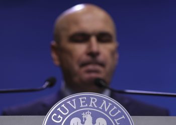 bolojan-pune-in-premiera-problema-reorganizarii-administrativ-teritoriale:-cu-cat-amani-o-boala,-cu-atata-costurile-vor-fi-mai-mari-–-hotnews.ro