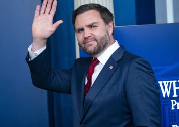 sua-isi-mentin-interesul-pentru-groenlanda.-jd-vance:-investitiile-in-arctica-trebuie-sa-aduca-beneficii