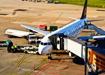 un-cartel-mexican-a-blocat-zborurile-pe-un-aeroport-international-din-sua