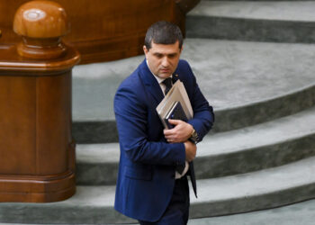 este-discutata-in-coalitie-taierea-normei-de-hrana-a-militarilor.-ministrul-miruta-spune-ca-„nu-se-poate-elimina-ceva-ce-exista-de-la-1859”