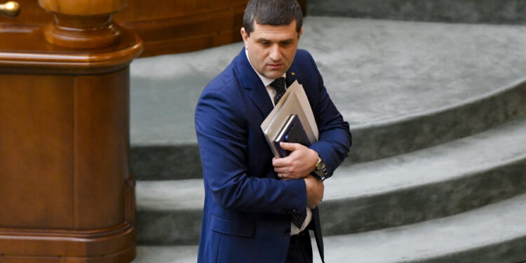 este-discutata-in-coalitie-taierea-normei-de-hrana-a-militarilor.-ministrul-miruta-spune-ca-„nu-se-poate-elimina-ceva-ce-exista-de-la-1859”