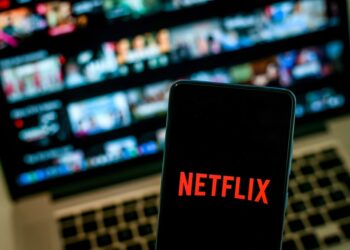 netflix-ameninta-compania-mama-a-tiktok-cu-o-actiune-imediata-in-justitie-din-cauza-unui-motor-de-piraterie-pe-care-o-acuza-ca-l-a-creat-–-hotnews.ro