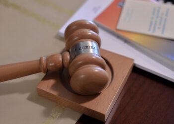 judecatorii-se-plang-de-numarul-mare-de-dosare-aflate-pe-rol:-nivel-fara-precedent